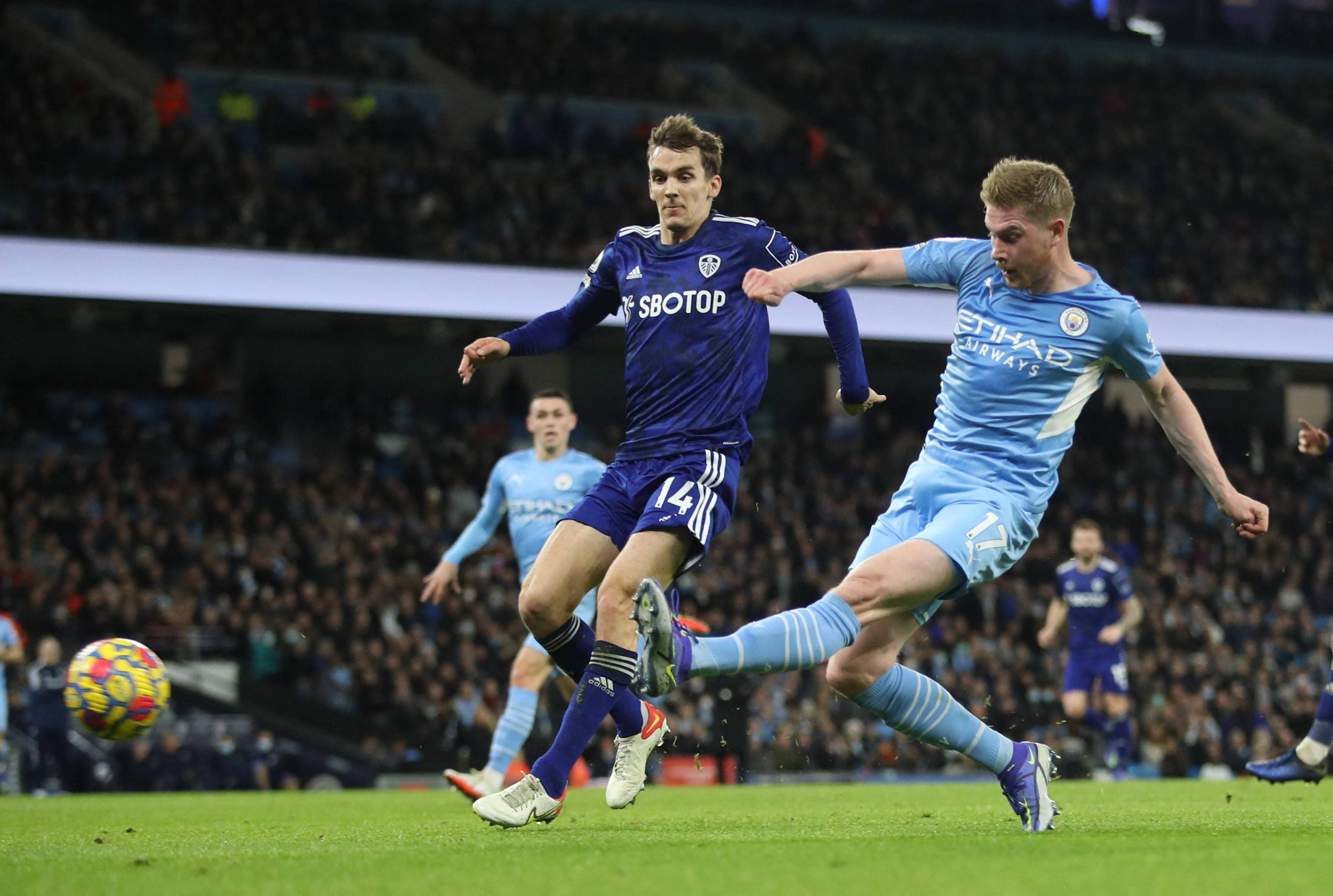 王楚钦谈球拍事件：我是受害者，不讨论.